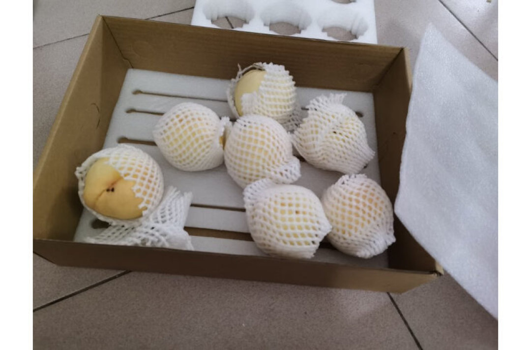 美丽的小水蜜桃-第2张图片