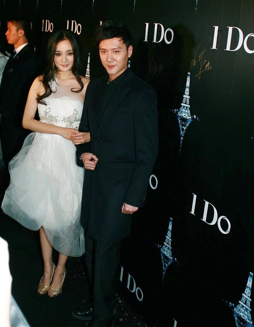 杨幂和冯绍峰合作的作品杨幂与冯绍峰的亲密关系揭秘