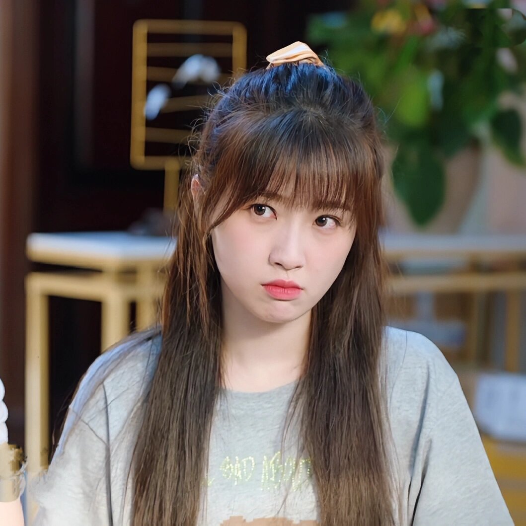 高清免费观看，两个人的精彩世界-第2张图片