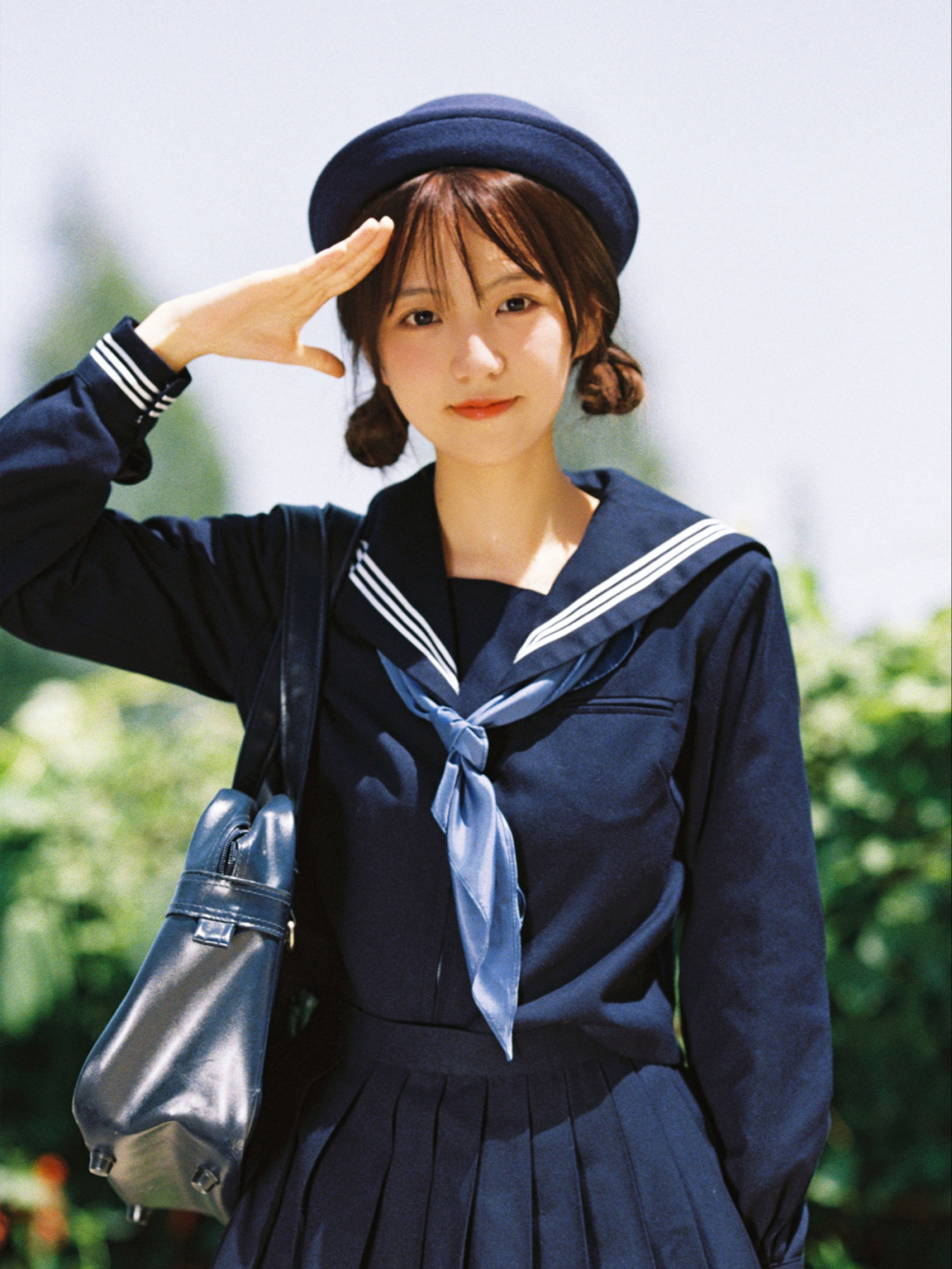 jk开襟乳液狂飙的图片和名字JK制服下的秘密，开襟乳液狂飙的探索-第2张图片