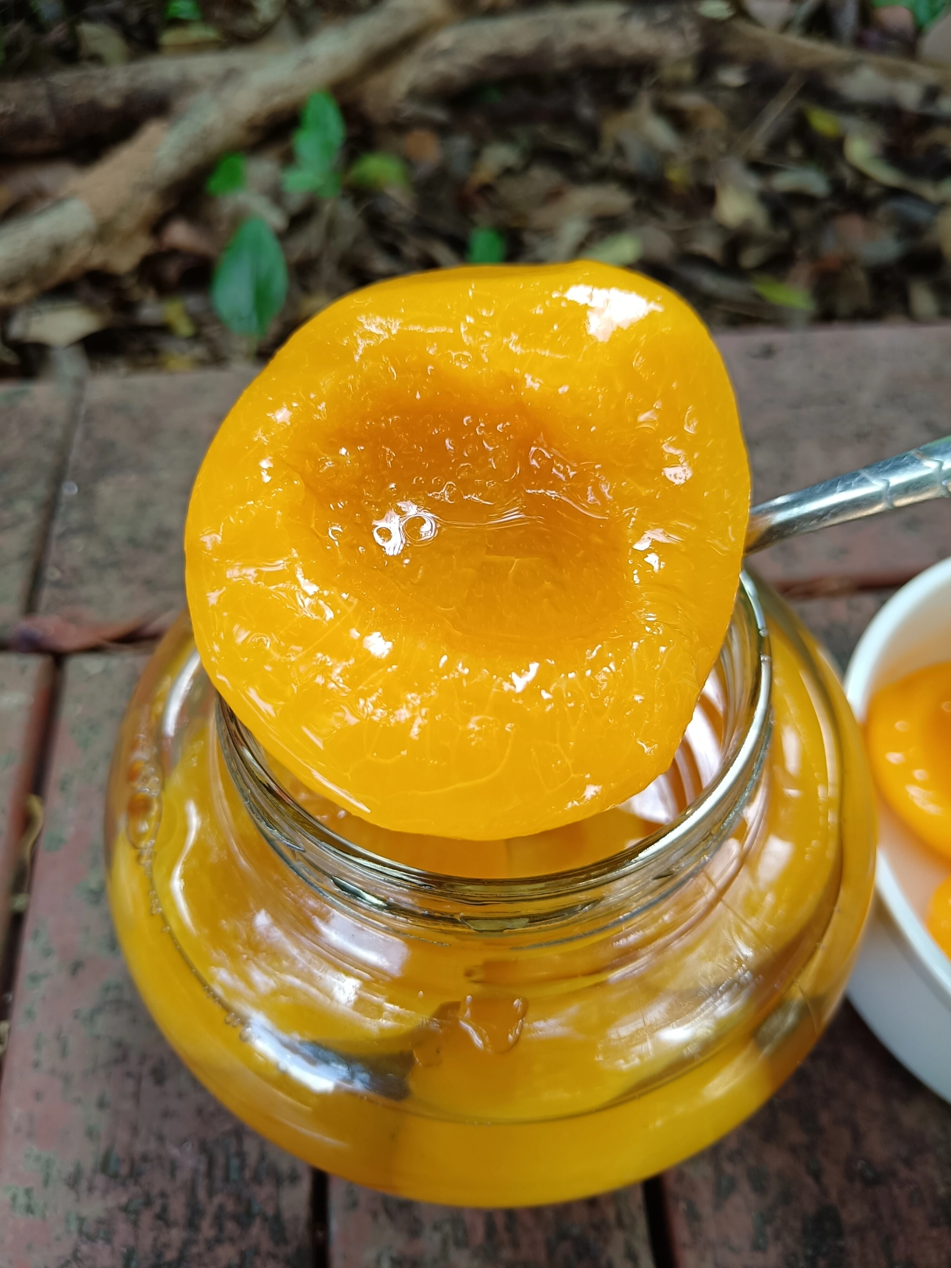 AROUNDME水蜜桃身体喷雾，唤醒你的夏日甜蜜体验