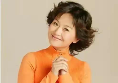 寂寞女护士寂寞女护士，孤独中的坚韧与温暖