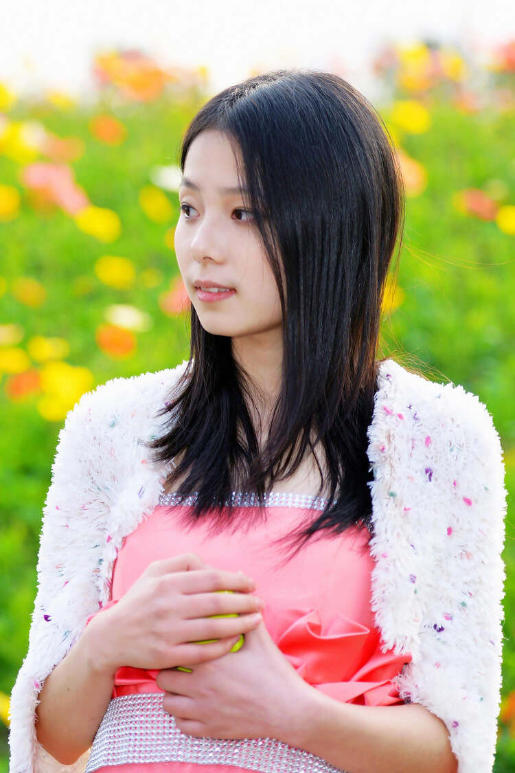 关于女人与公拘交酡图的探讨