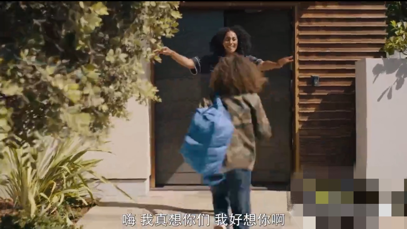 揭秘背后的故事，谁和她上床了？-第3张图片