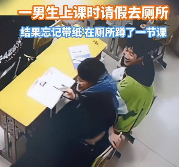 老师上课裙子没拉拉链意外体验，老师未戴罩子，我捏了一节课-第2张图片