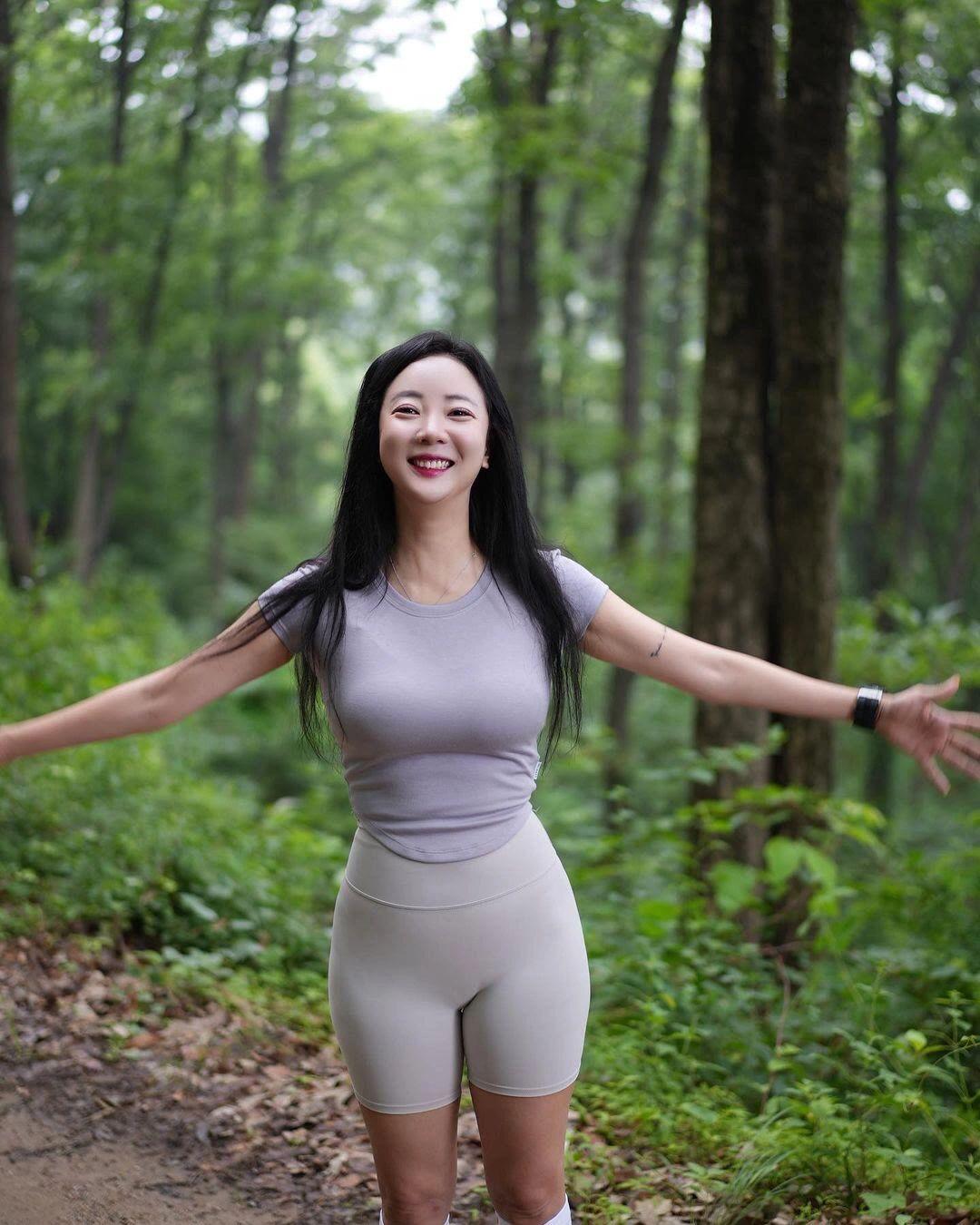 免费看美女全身的软件大全免费看美女全身的软件大全，探索与分享-第2张图片