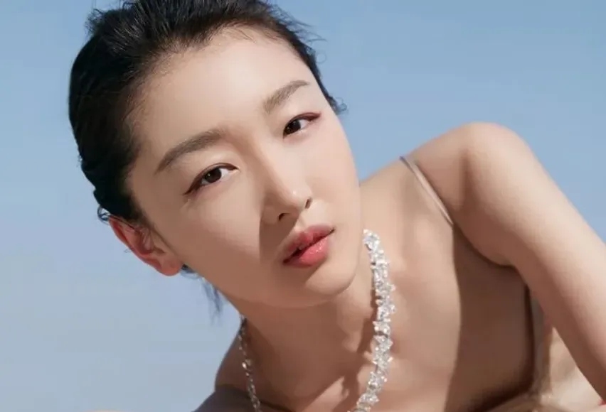 家庭女王丽娟的背景故事家庭女王——女性力量的独特展现