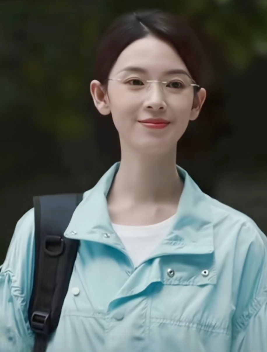大胆露，勇敢展现自我，追求真实之美