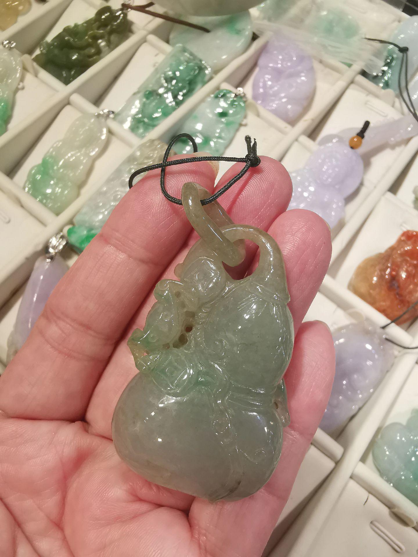 翡翠林中的稀有宝藏