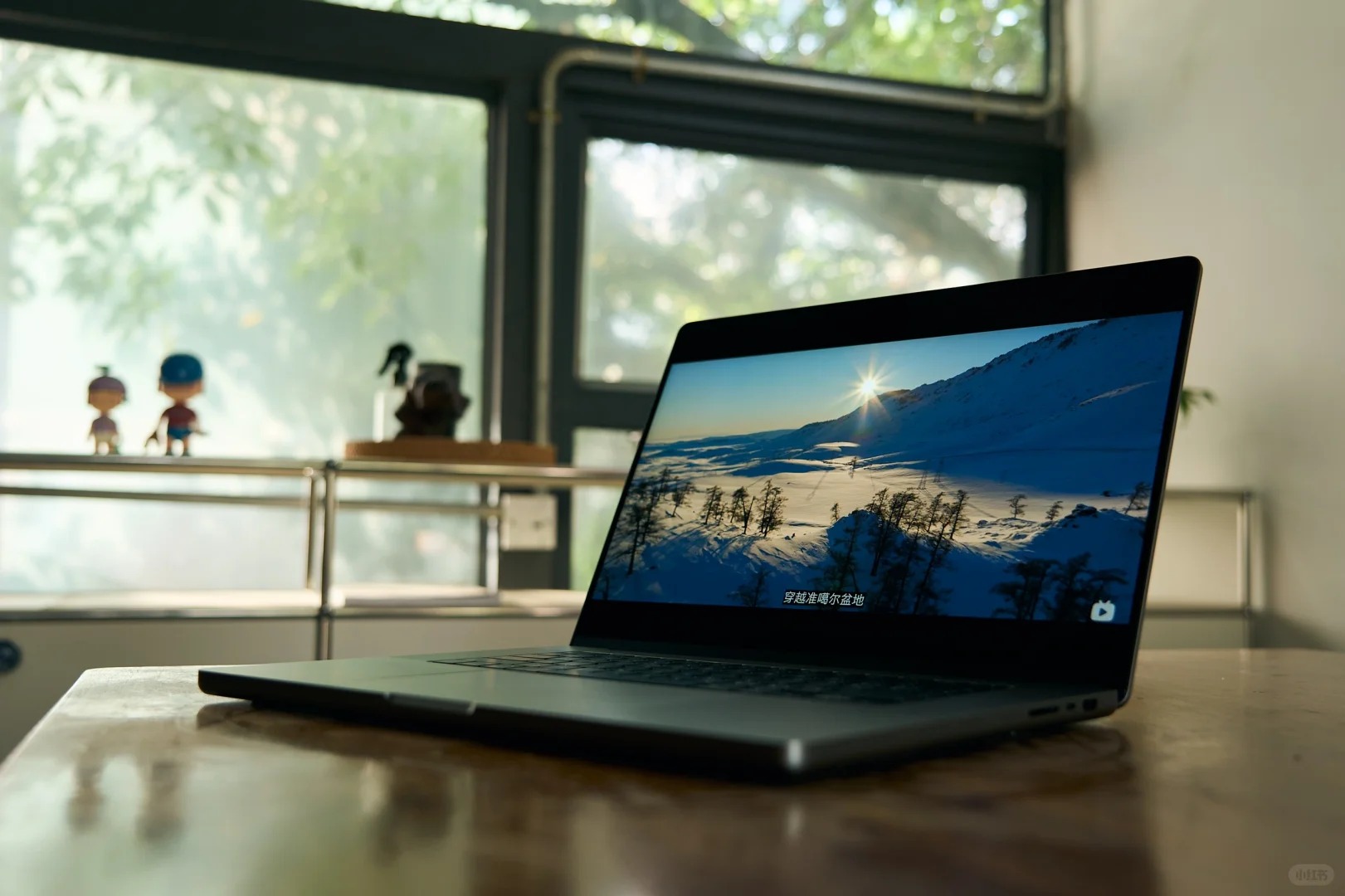 macbookpro超高清壁纸性系与高清体验，探索MacBook Pro的魅力-第3张图片