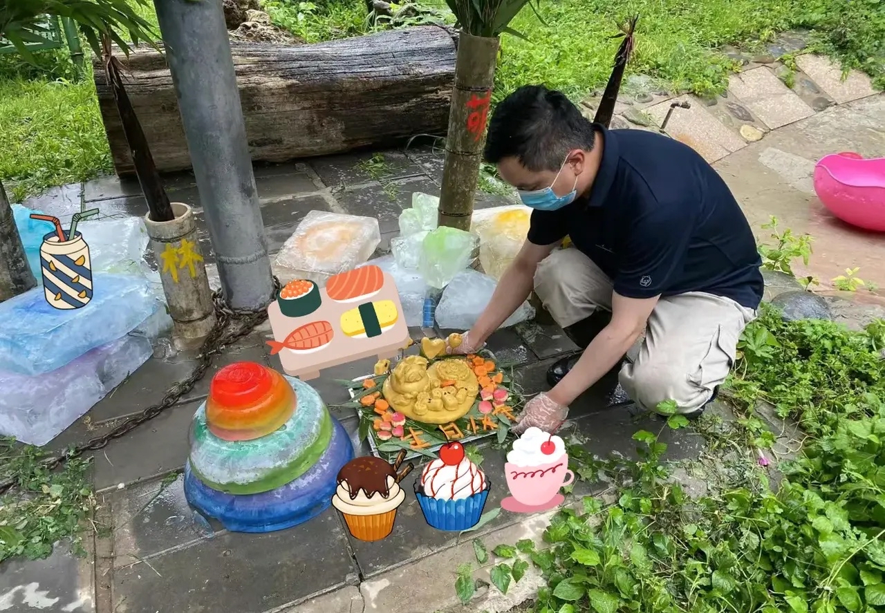 冰块一颗一颗往下体塞肚子冰冷的探索，一颗颗冰块塞入肚子的体验-第2张图片