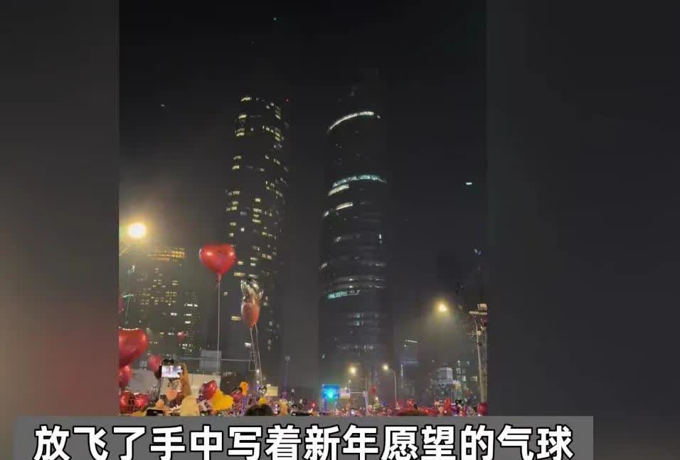 适合一个人晚上看的亏-第2张图片