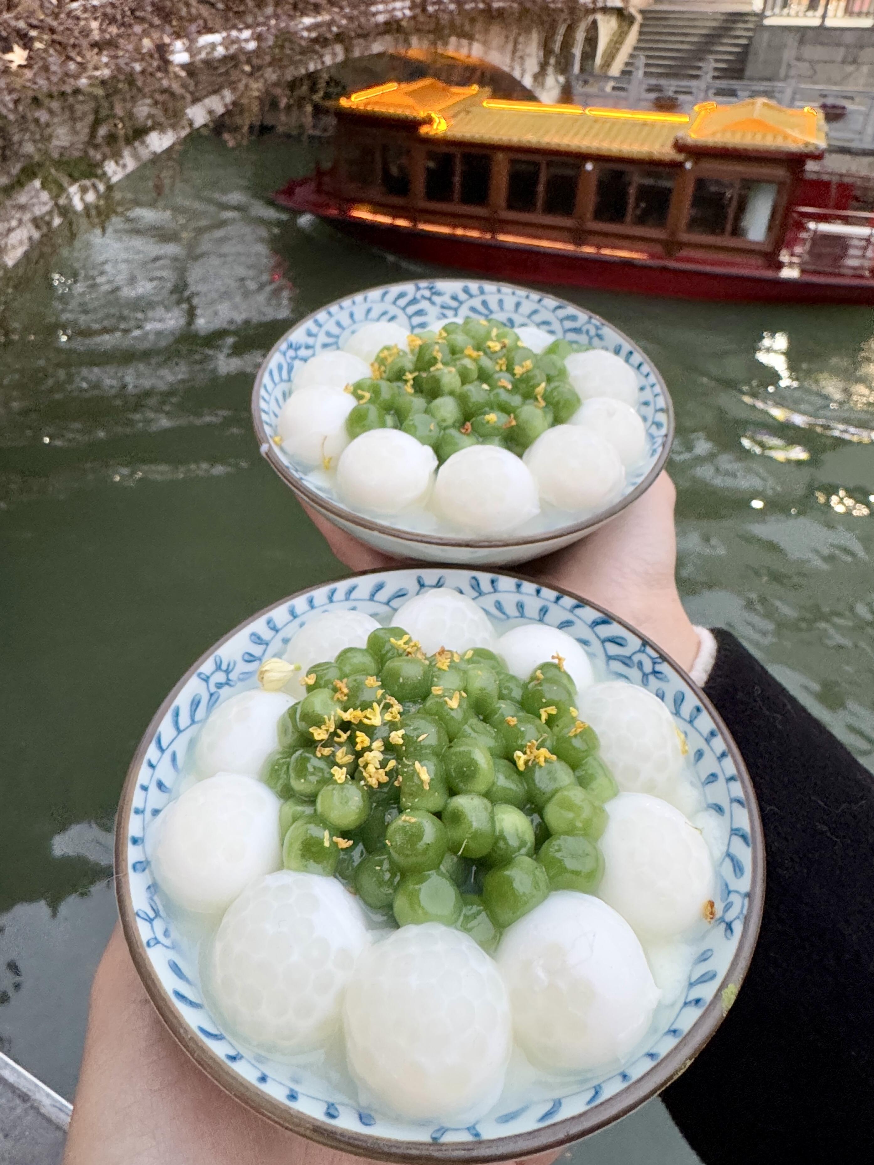 鲤鱼吸水的咬怎么做鲤鱼吸水咬法，烹饪的独特技艺-第2张图片
