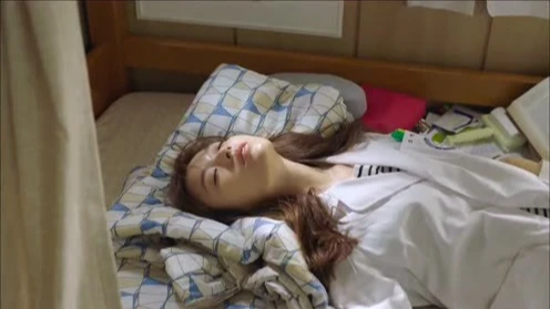 今夜无人入睡女人今夜，无人入睡的女人