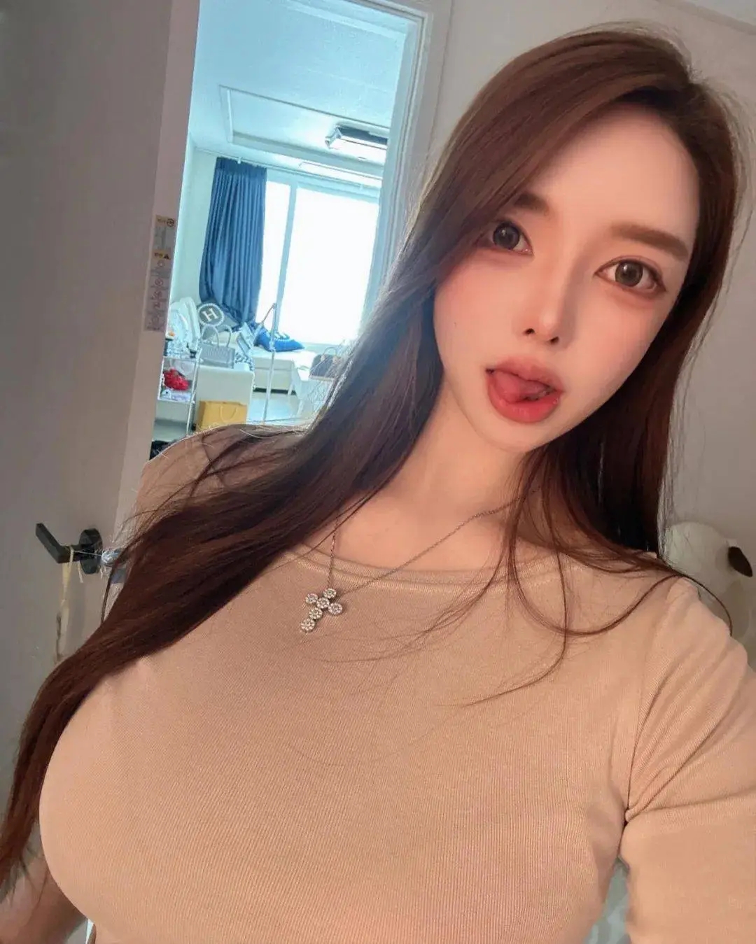 探索丰满少妇的魅力与情感
