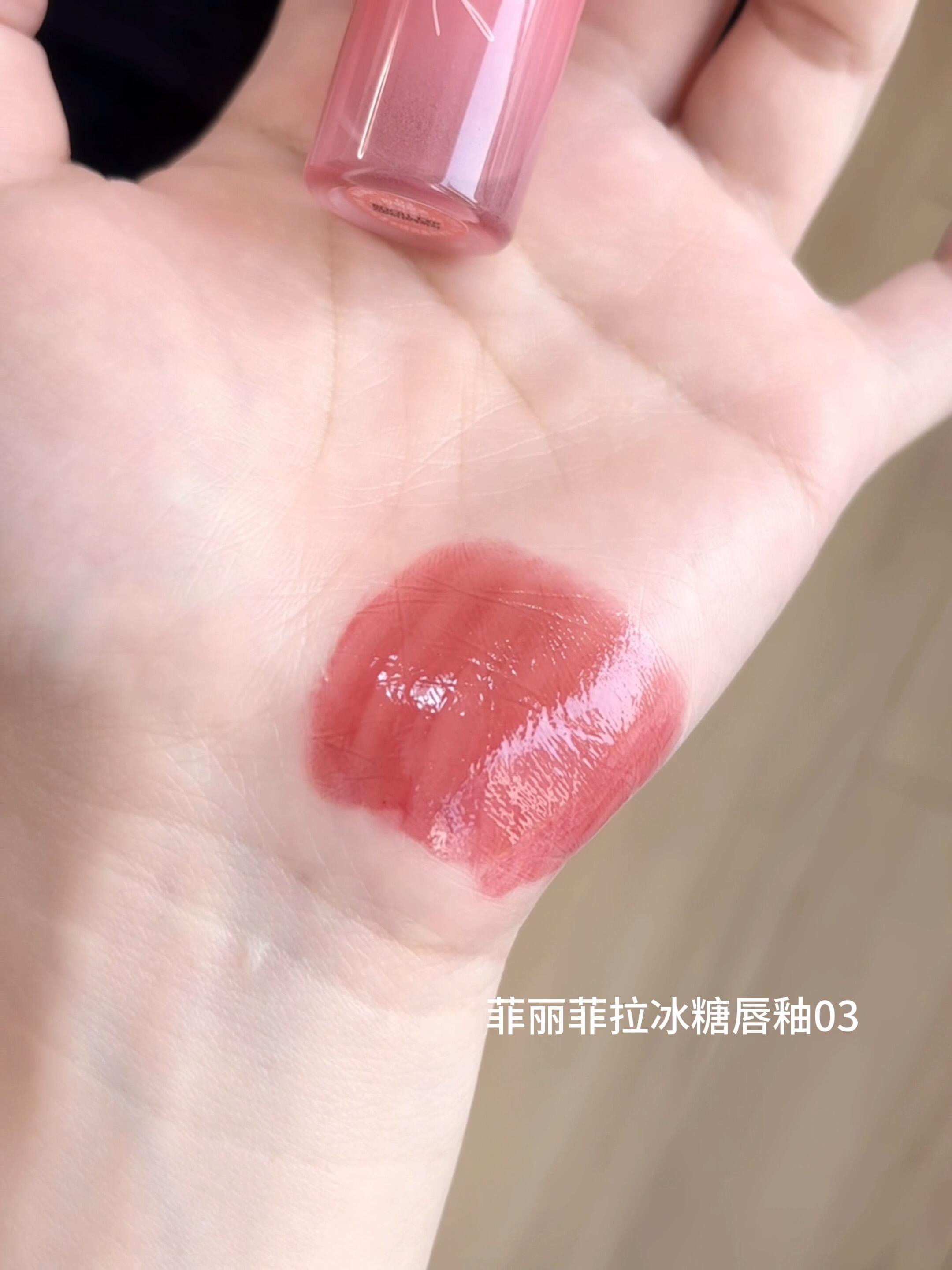 纯欲奶桃持久丰盈唇蜜纯欲奶桃之魅，解析持久丰盈唇蜜的美丽秘诀