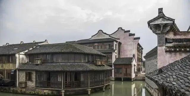 精品一线二线三线区别大吗精品一线、二线、三线，差异究竟有多大？