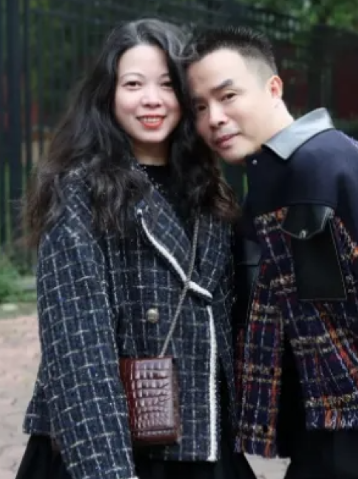 两个女生怎么进行爱的交往两个女生如何进行爱的交往-第1张图片