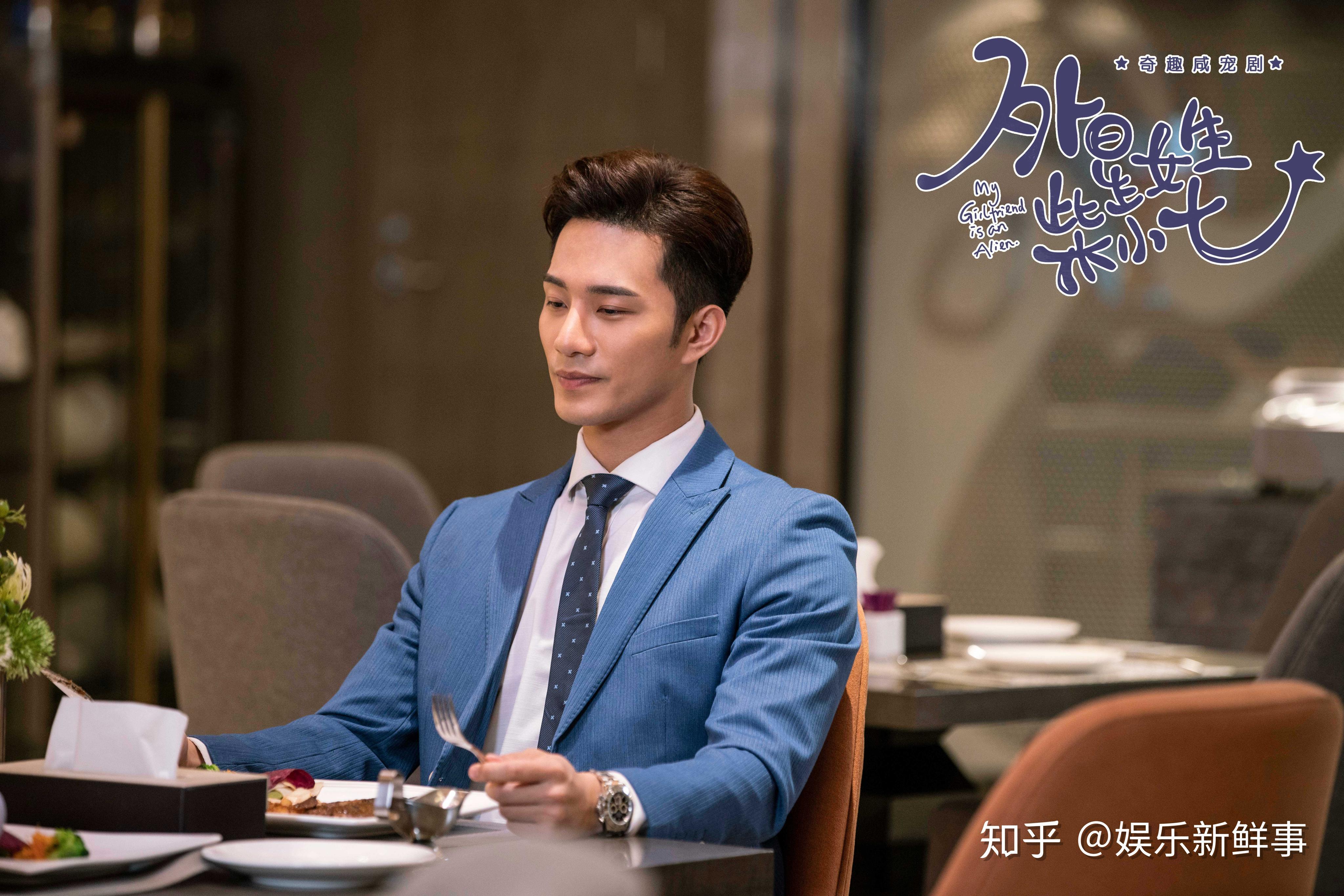 初识人事的蜕变——他如何探索她的紧致世界-第1张图片