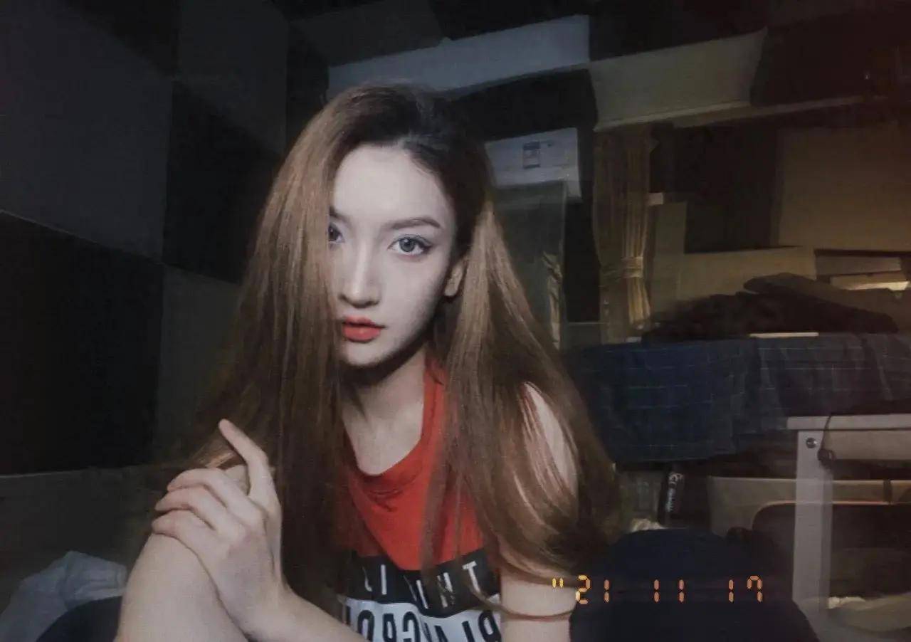 欧美美女rapper欧美美女Rapper，音乐界的璀璨之星-第2张图片