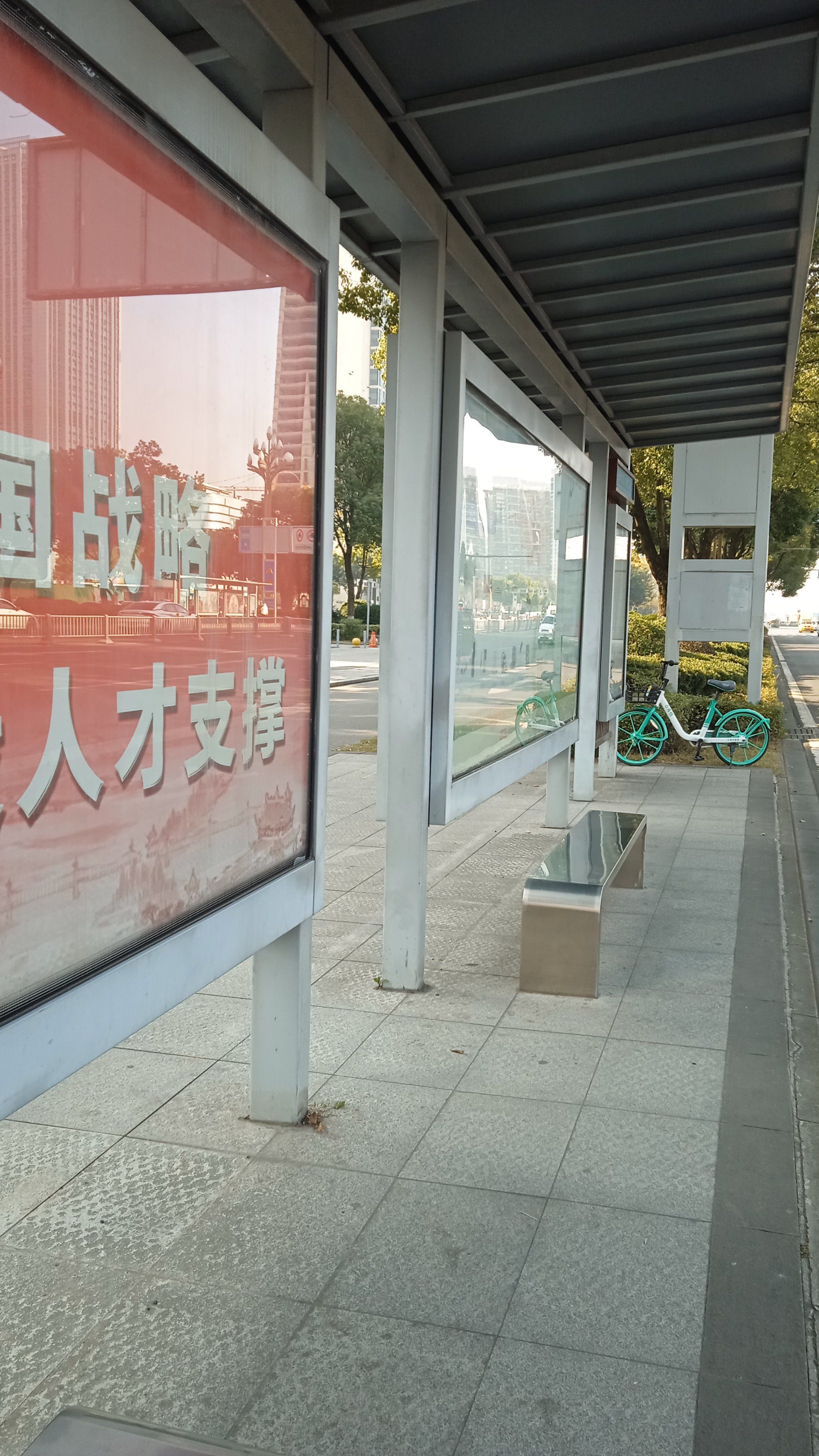 公交车上的时光，一次难忘的体验-第2张图片