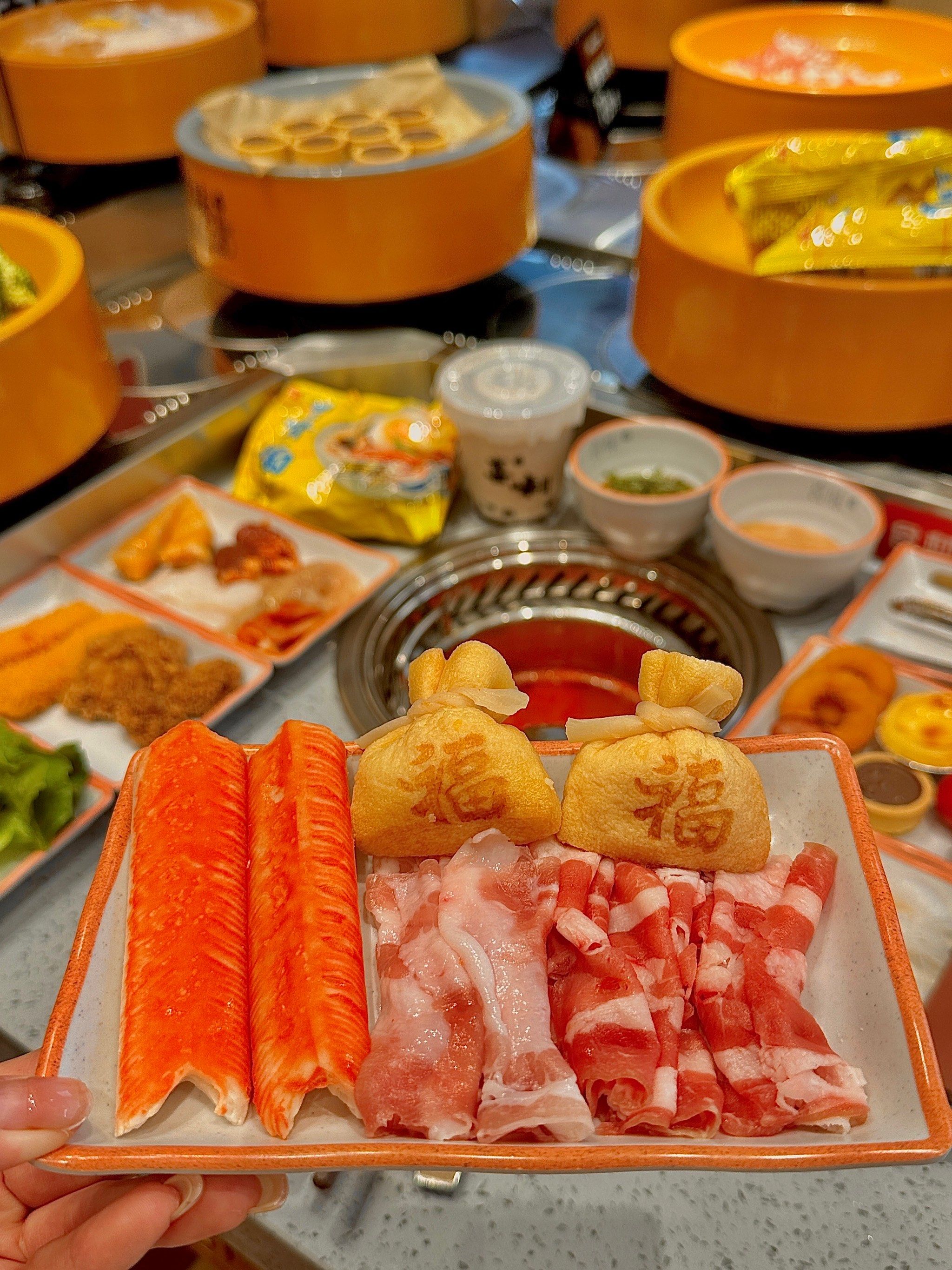 一人吃上面一人吃下上下同食，共品人生