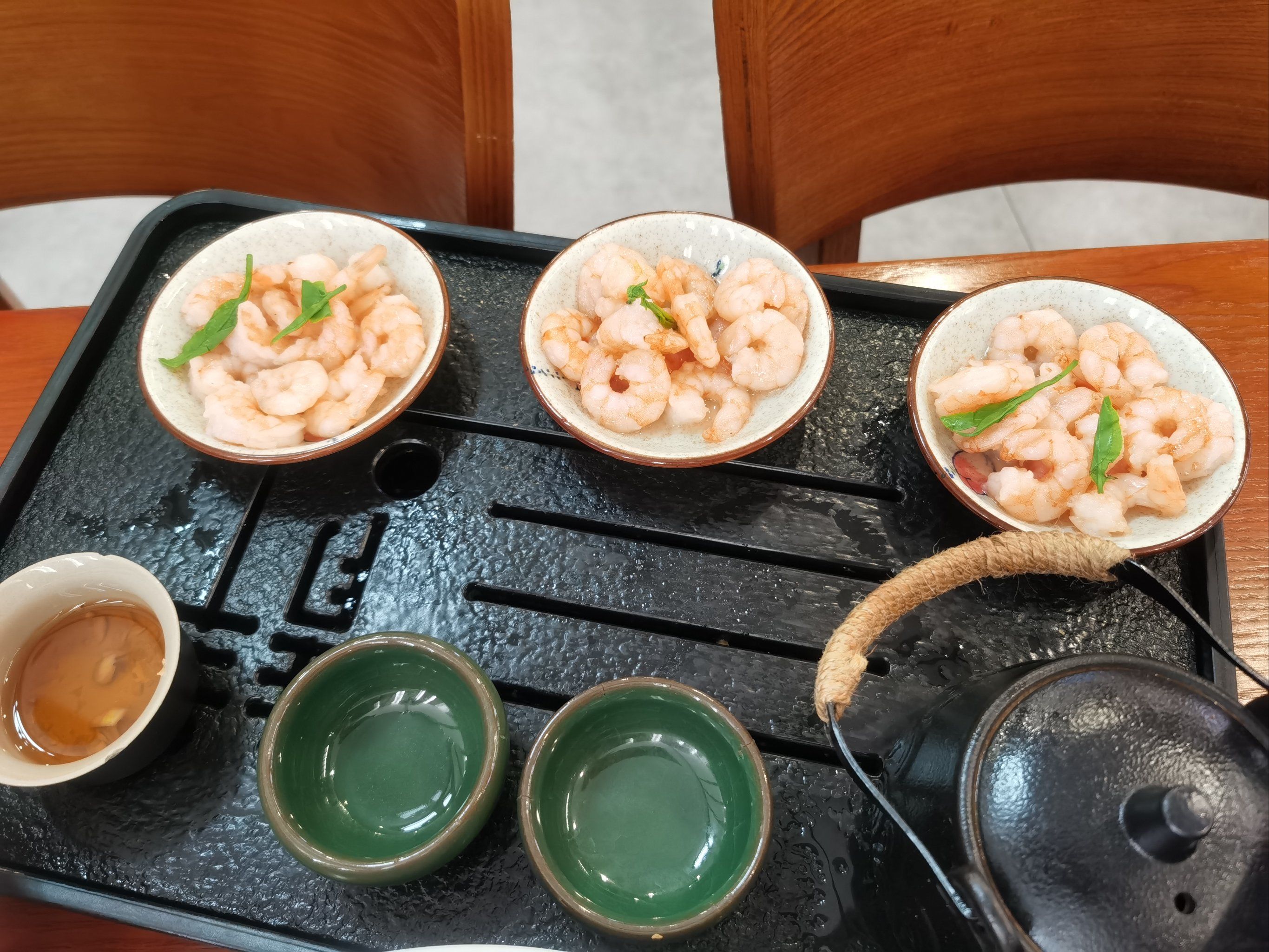 边做饭边享受的独特体验，我与邻居的互动视频-第2张图片