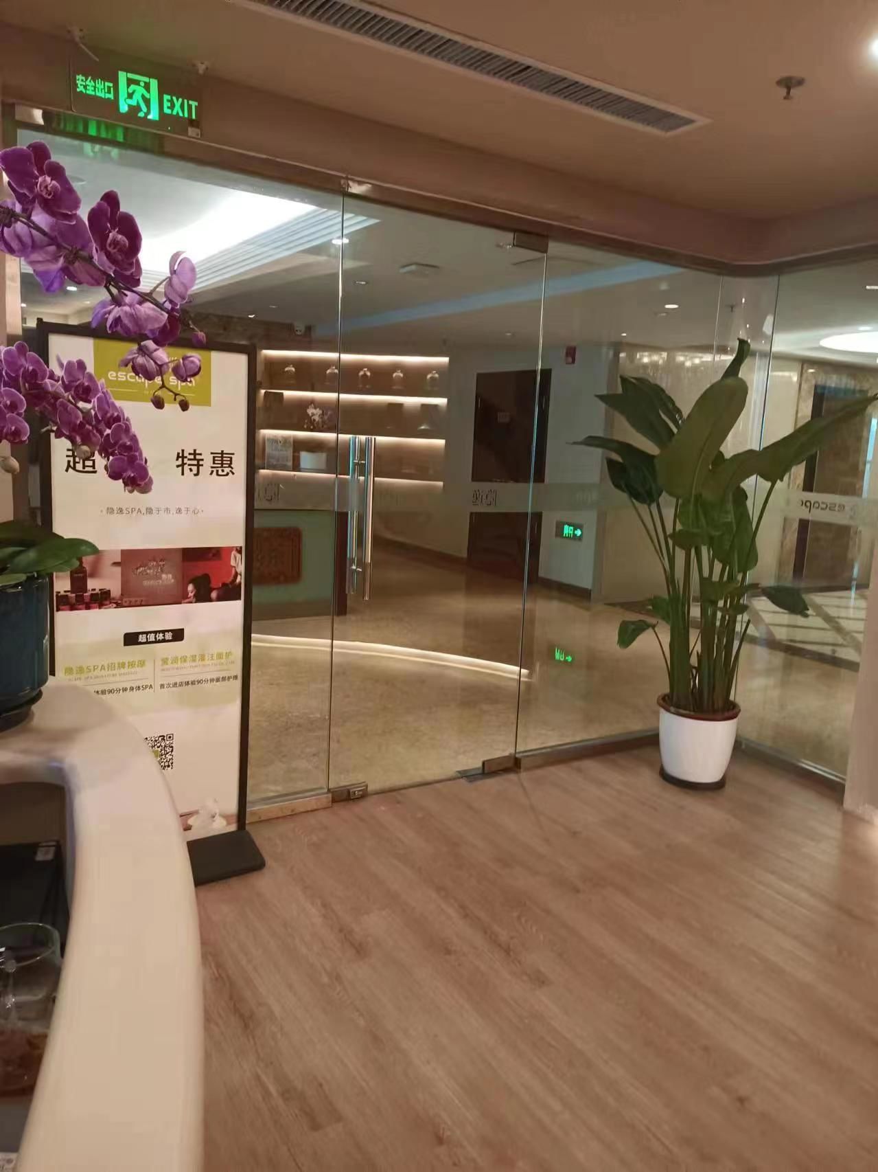 探索身体触觉的愉悦之旅，一边摸一边揉一边做的爽感体验-第2张图片