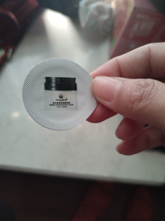 小可的乳液，美丽肌肤的秘密武器-第3张图片