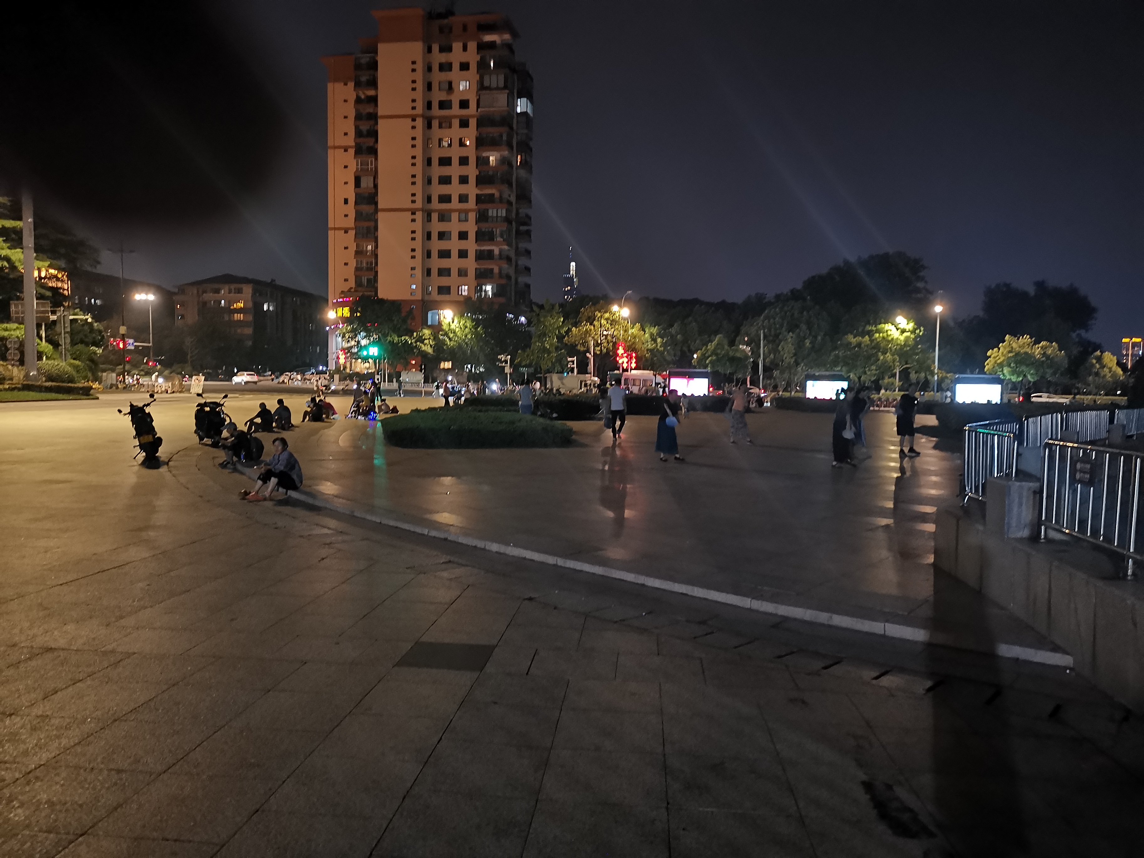 喷泉1v3高HP软软喷泉的魅力，1v3对决中的高HP软软体验