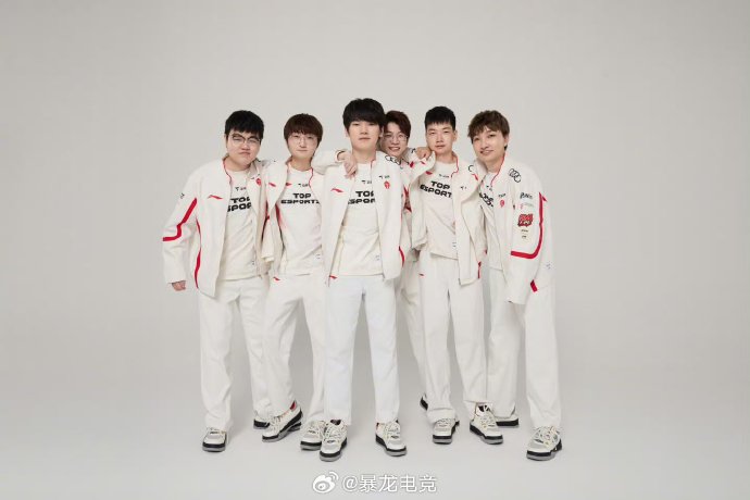 lol2014总决赛LOL2014总决赛，电竞荣耀的巅峰之战