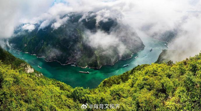 初探玉颈之美，粗大云雨的独特体验
