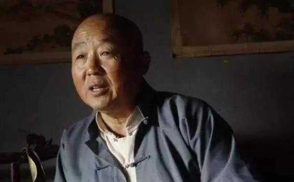 小旅馆中的邂逅——肥熟老女人的故事