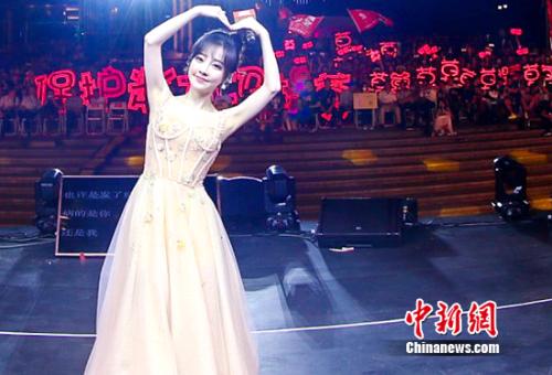 最新伦费观看最新伦费观看2019，时尚潮流的视觉盛宴-第3张图片
