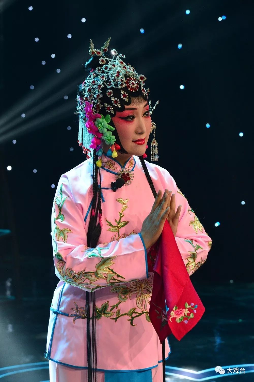 佟丽娅的蜕变之路，从一次十万的传闻到今日的辉煌-第1张图片