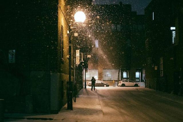 深夜之需笔趣阁深夜之需，夜幕下的温暖与力量-第1张图片