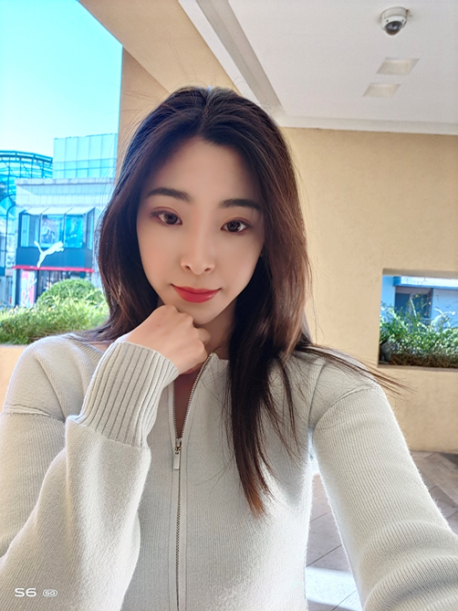 如何自拍高清照片新手如何自W摄影技巧，从基础到高C照片的进阶之路-第2张图片