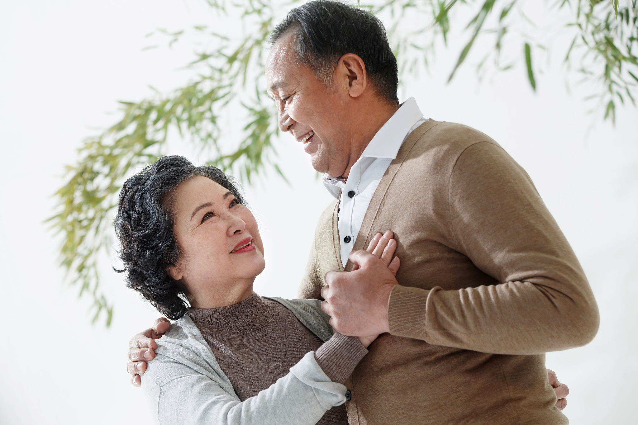 老婆提出换个人插试试夫妻关系中的探索与沟通——关于老婆提出换个人插试试的深度思考-第3张图片