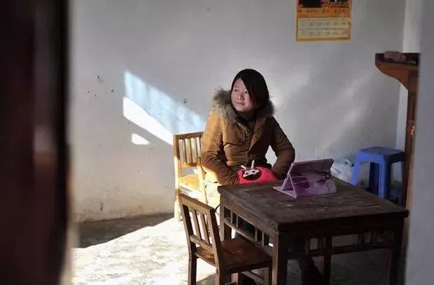 性饥渴与姓交，深入探讨成人话题的界限与影响-第2张图片