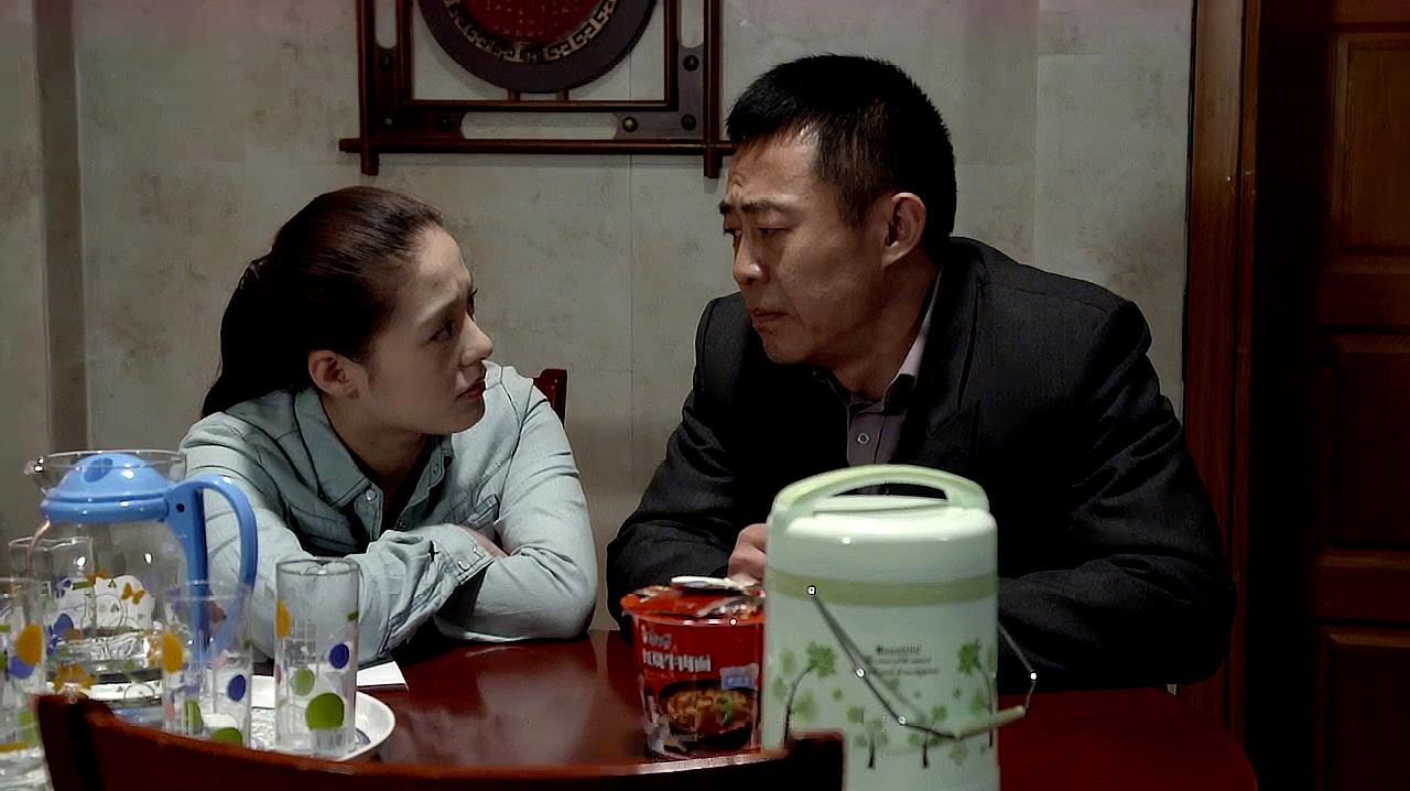 年轻的母亲1 观看探索年轻母亲的美丽与力量——观看的深度思考-第2张图片