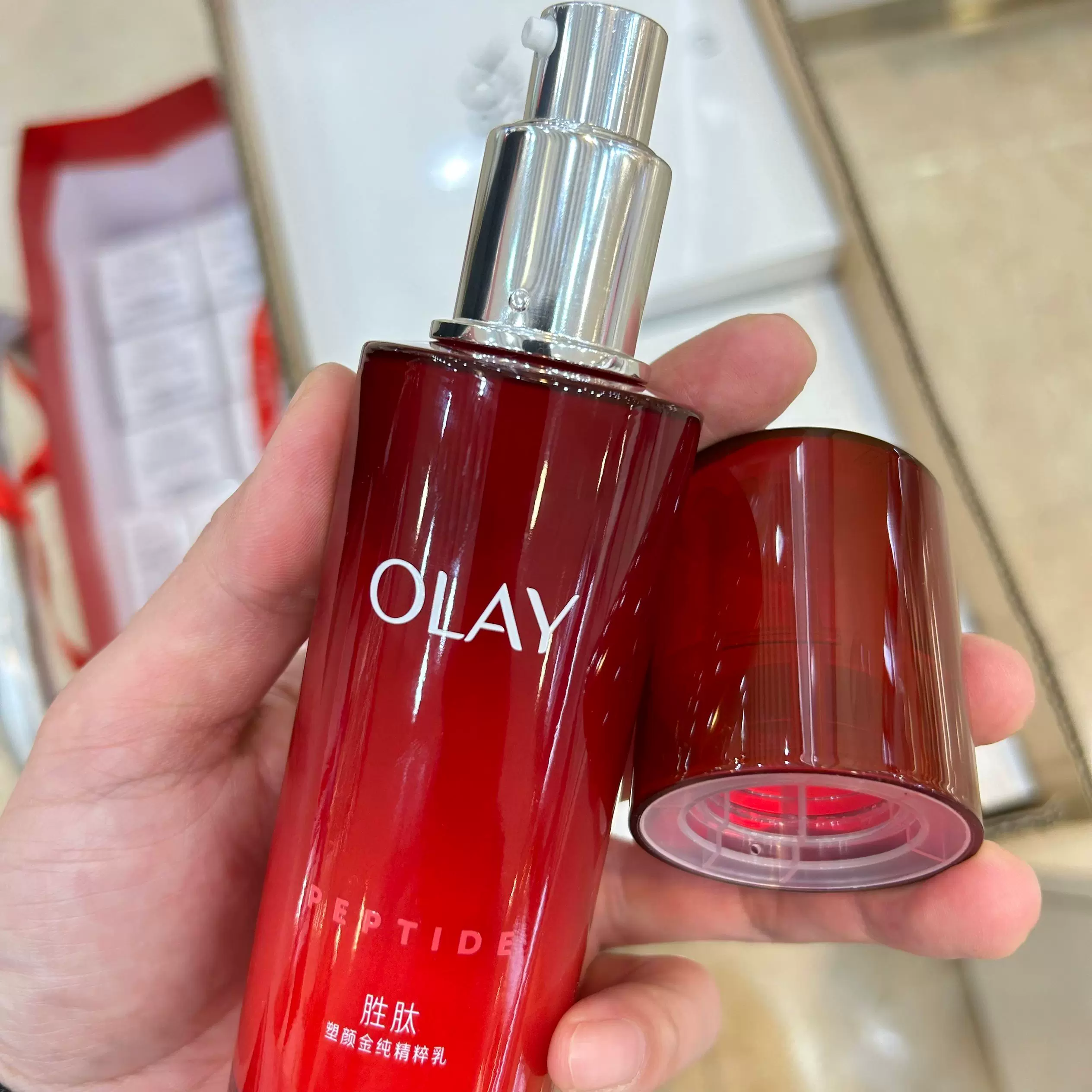 亚洲国产精华精品液，品质之选，效果如何？-第2张图片