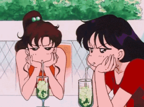 美女被吃了啊!!!同款美女遭遇惊悚瞬间，下部被吸的动态-第2张图片