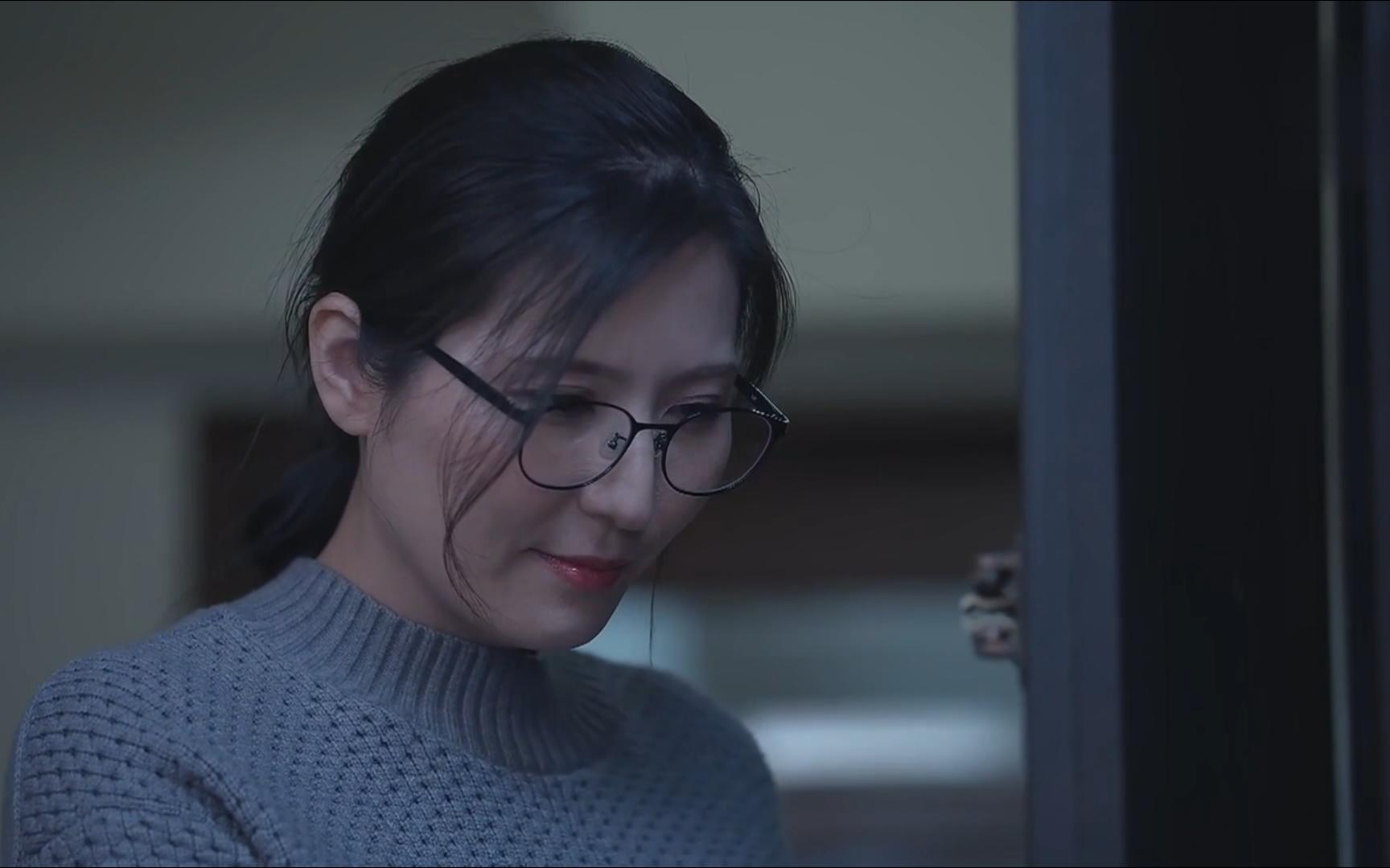 漂亮的邻居-第1张图片