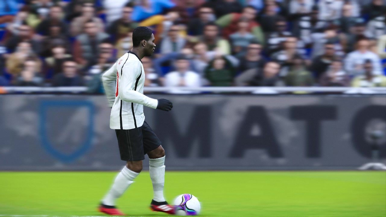 pes2012一球成名修改器PES2012一球成名修改器，游戏体验的升级与探索-第2张图片