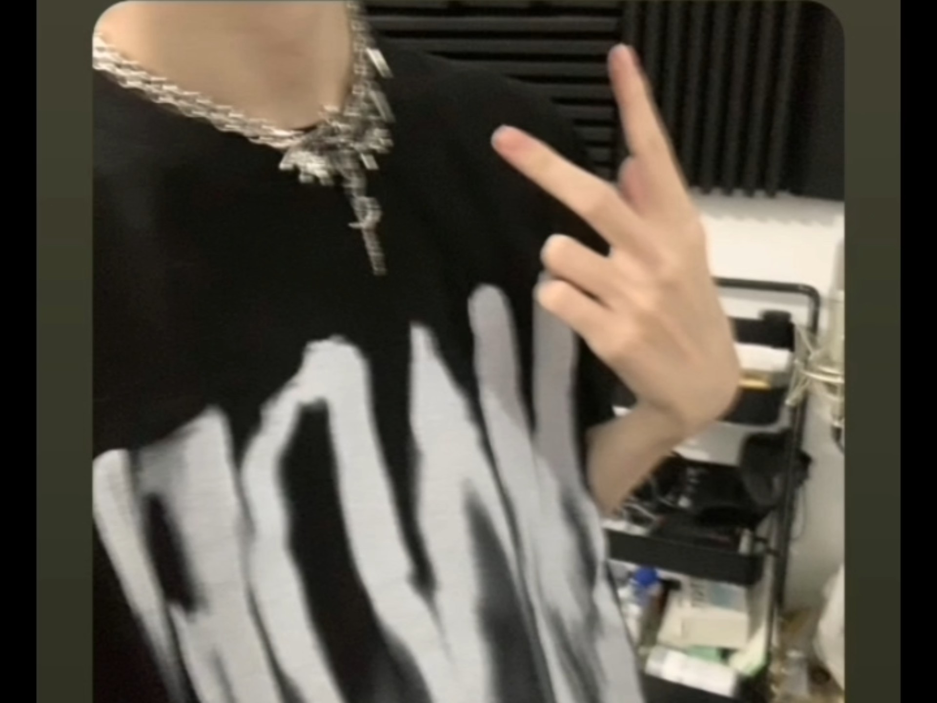顶级RAPPER潮水顶级RAPPER与潮水，音乐与时尚的完美融合-第3张图片