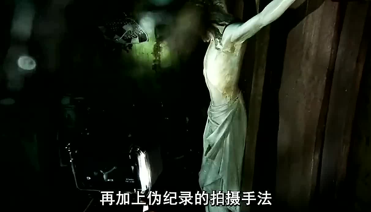 在鬼屋被工作人员玩坏了在鬼屋探险中遭遇的惊魂时刻-第2张图片