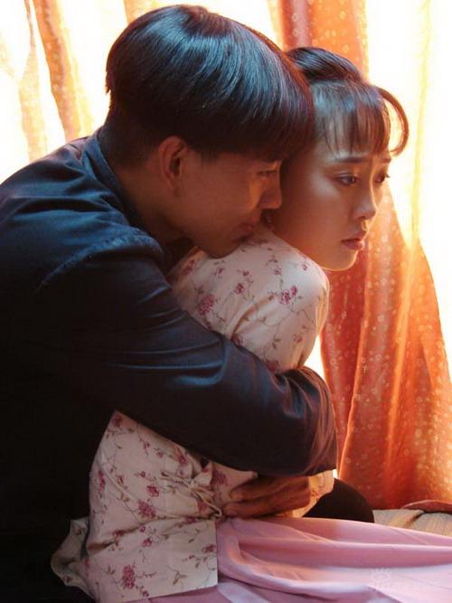 男女做爰激情吃奶摸视频探索男女激情互动的奥秘——关于性爱中亲密行为的探讨
