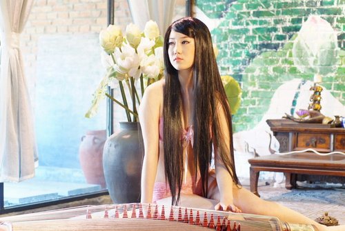 汤芳写真——探寻摄影中的艺术之美-第3张图片