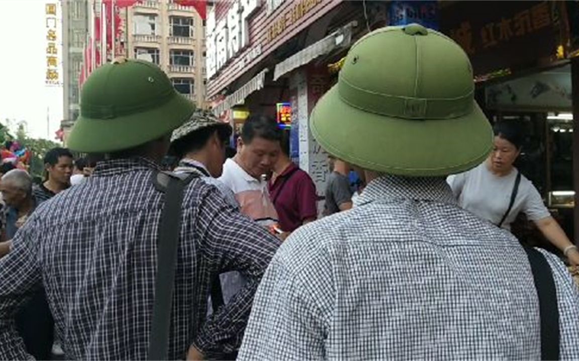 疯狂猜图 绿帽子疯狂猜图背后的绿帽子现象-第3张图片
