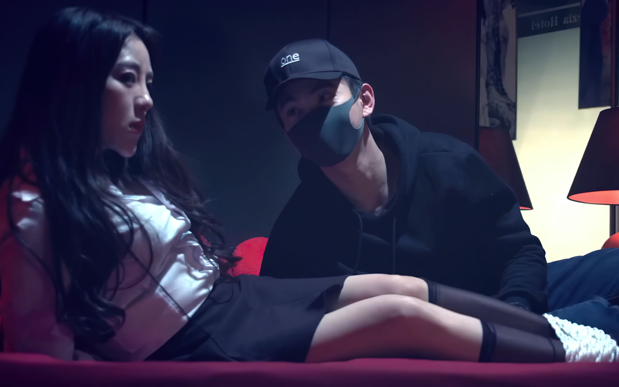 扒光美女衣服小游戏扒光美女衣服小游戏，网络游戏背后的道德与法律探讨